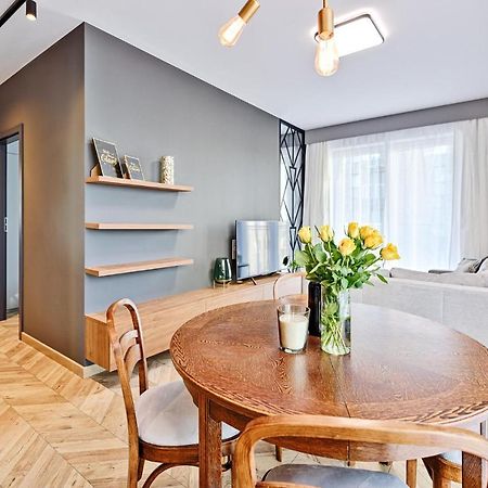 Aparthouse Fabryczna Lodž Exteriér fotografie