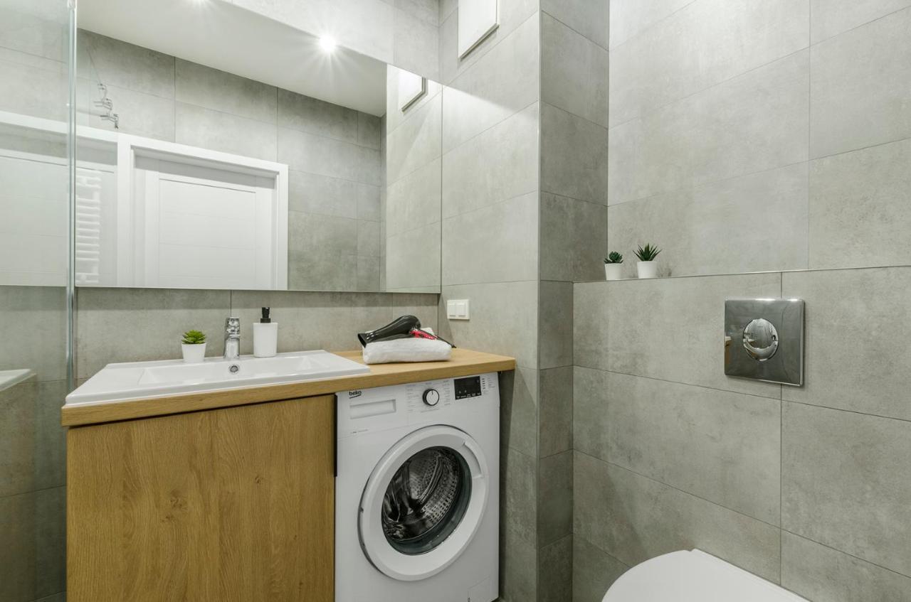 Aparthouse Fabryczna Lodž Exteriér fotografie
