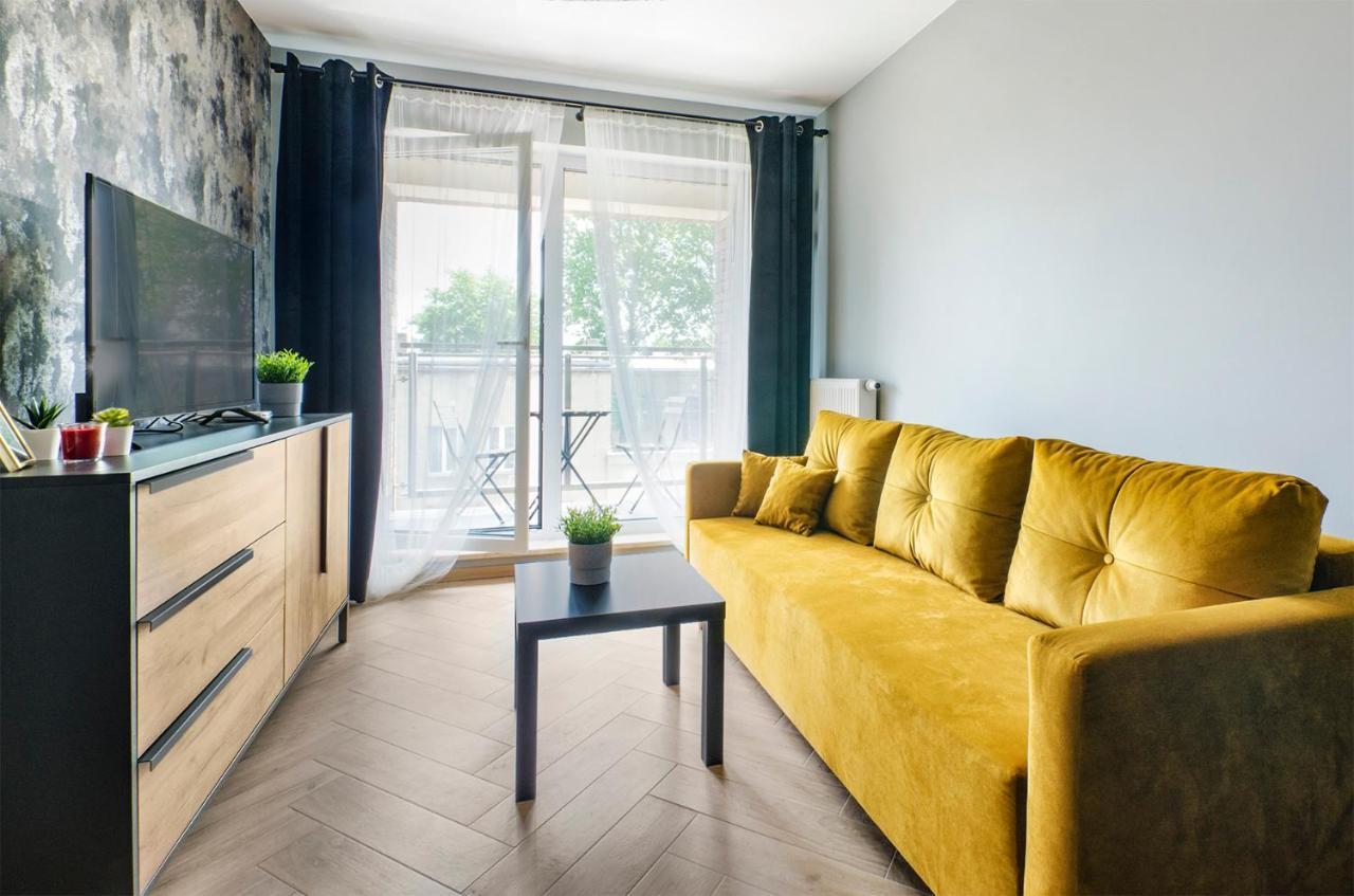 Aparthouse Fabryczna Lodž Exteriér fotografie