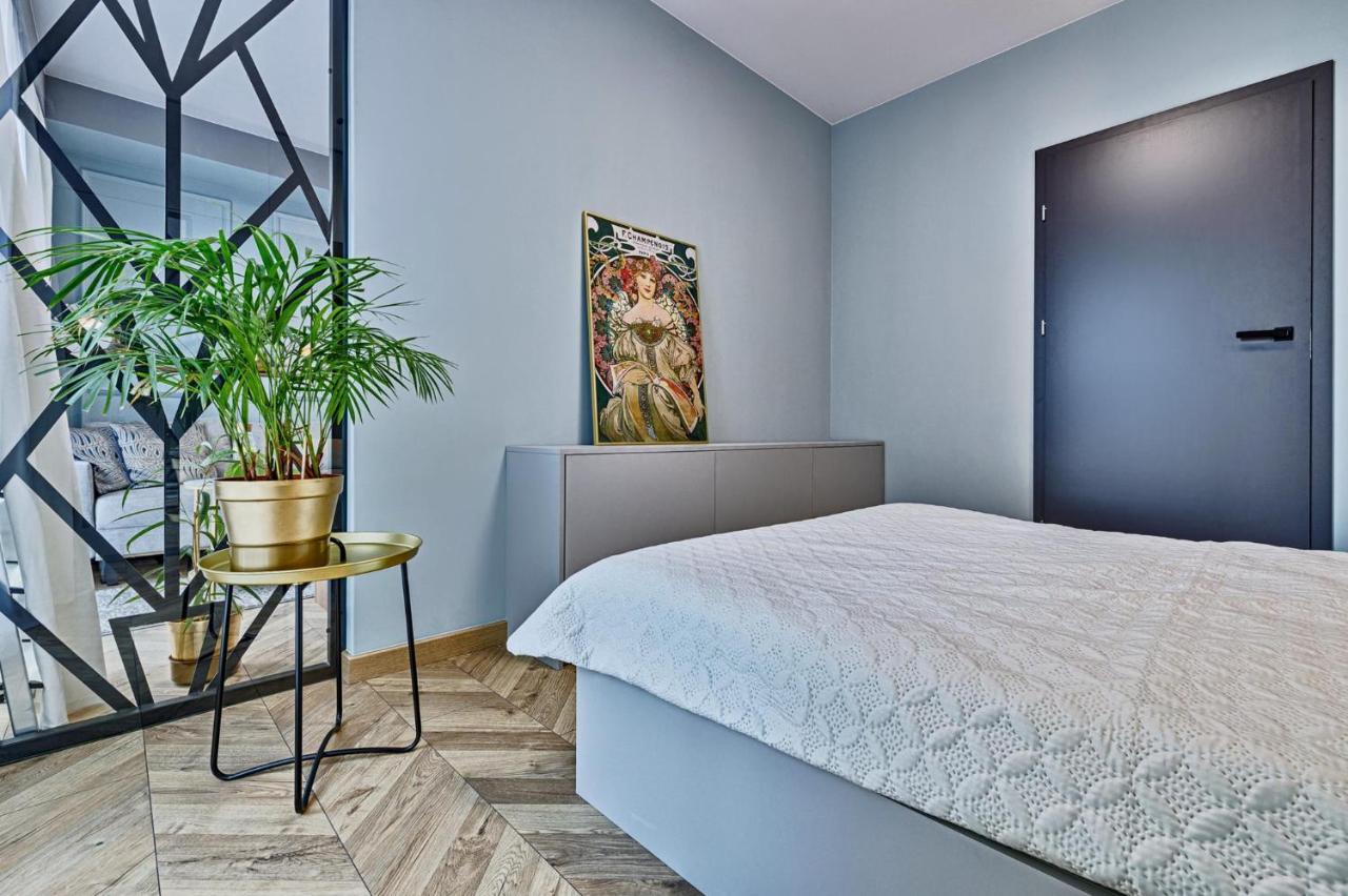 Aparthouse Fabryczna Lodž Exteriér fotografie